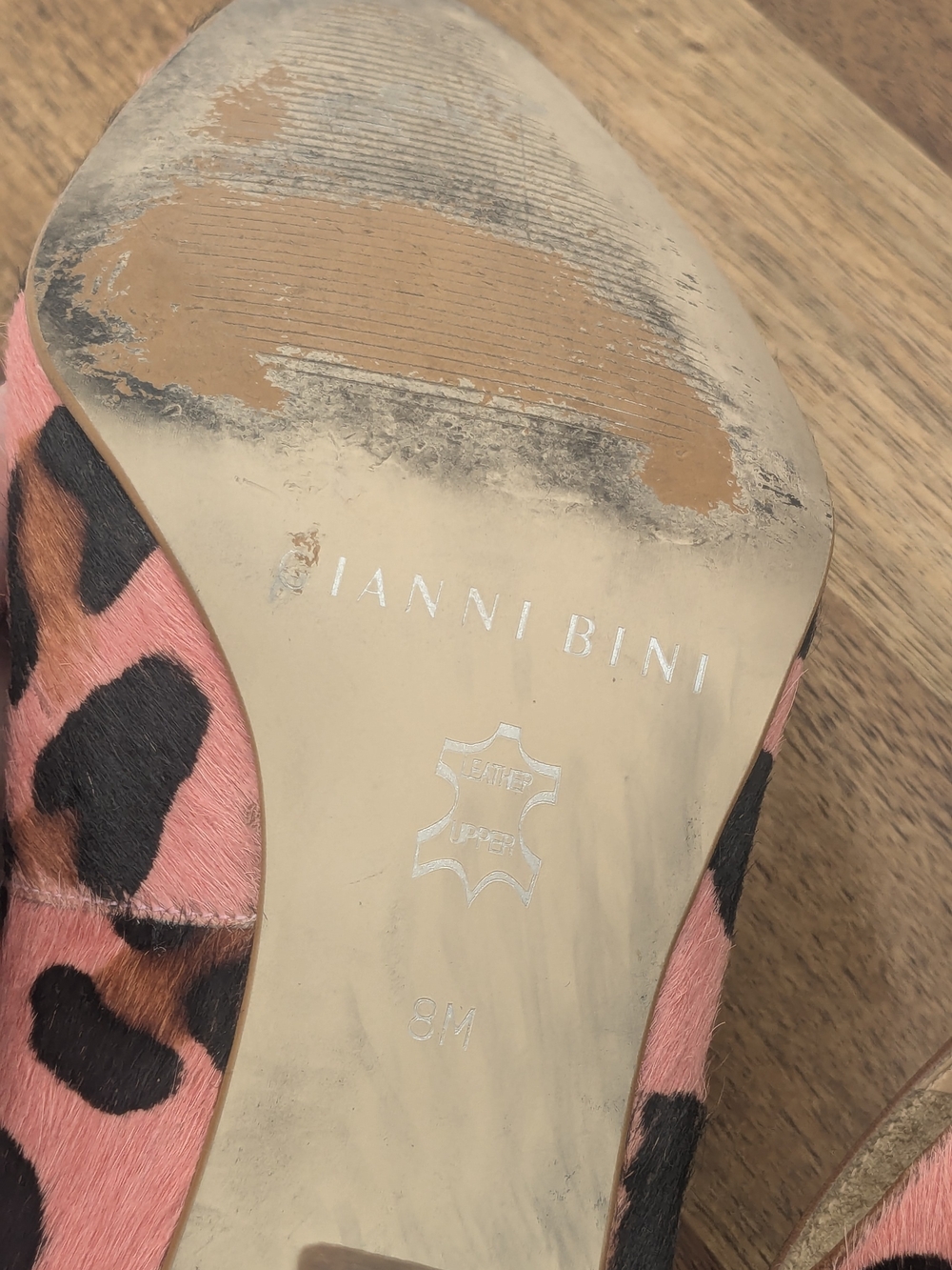 Gianni Bini Pink Leopard Calf Hair Bow Pumps Heels Size 8M - Picture 12 of 12